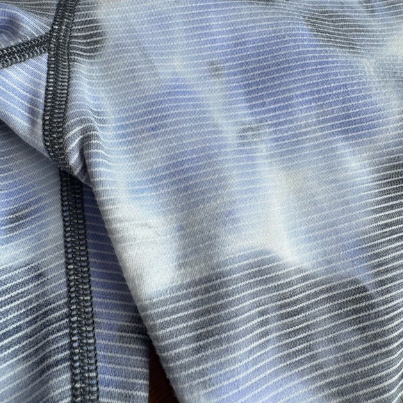 Athleta Girl Long Distance Bra/Top, and two pairs of leggings, Set of 3, EUC - Picture 17 of 17